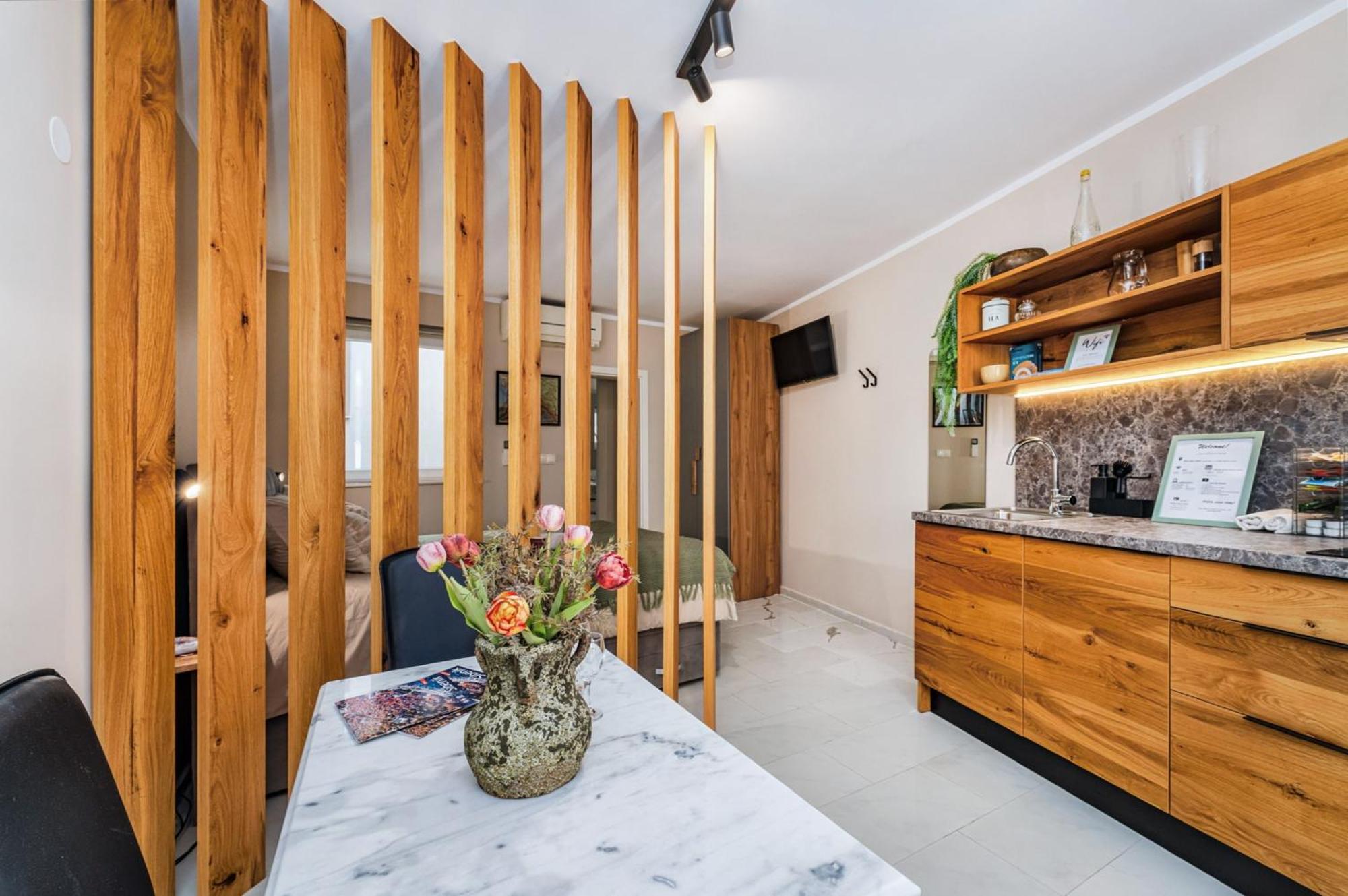 Samm Apartments שיבניק מראה חיצוני תמונה