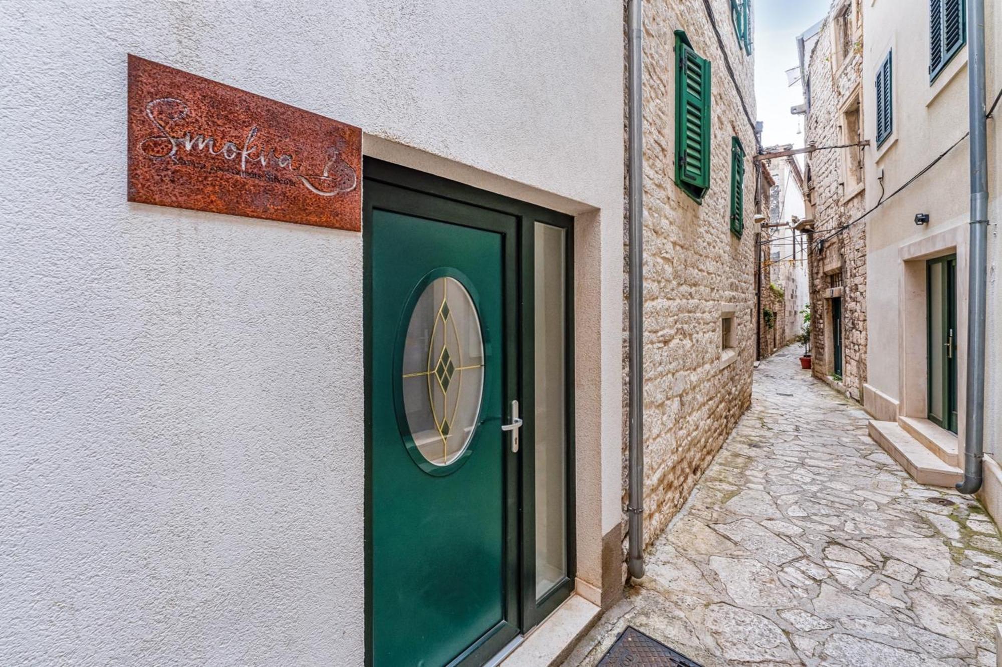 Samm Apartments שיבניק מראה חיצוני תמונה