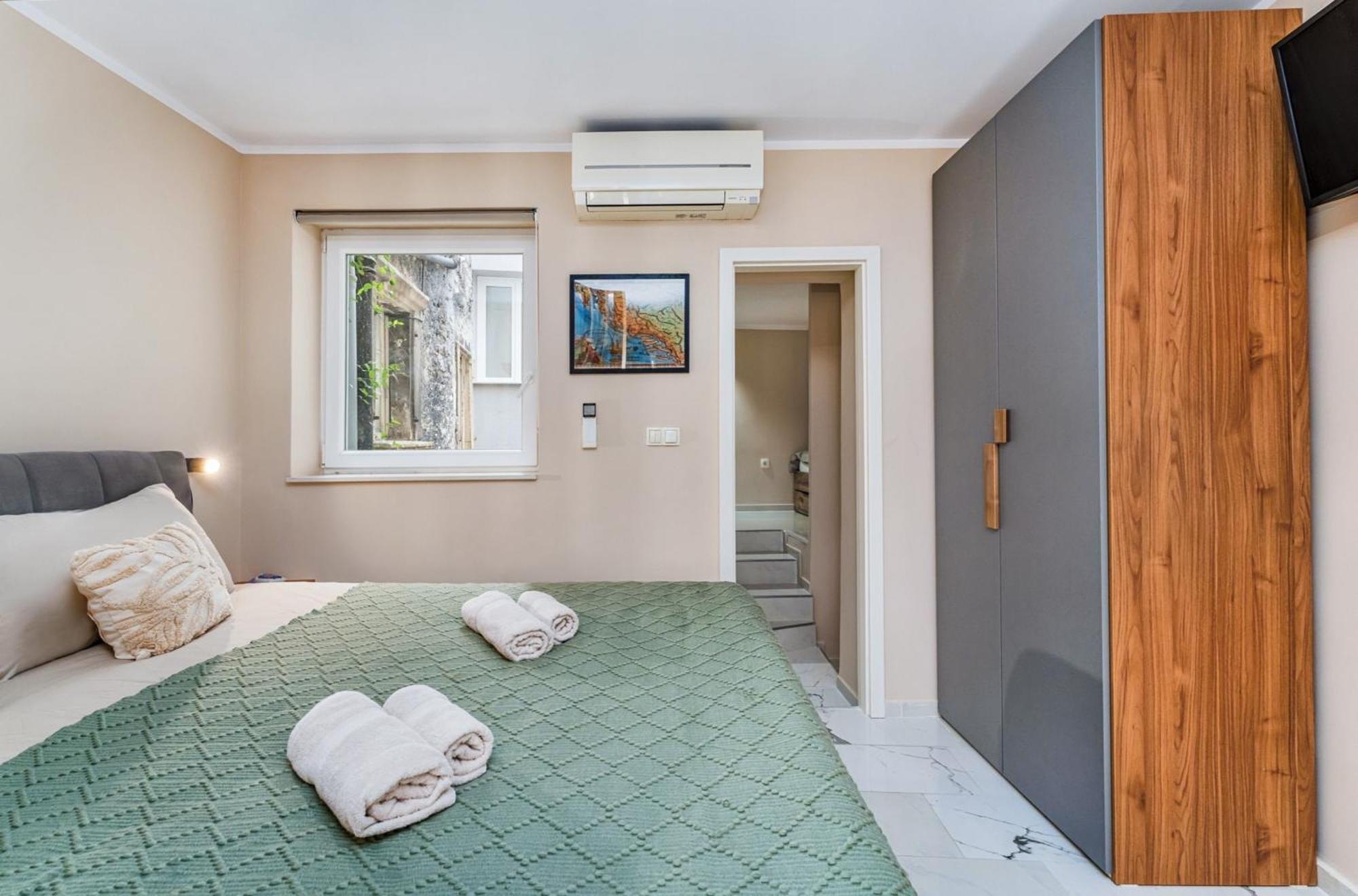 Samm Apartments שיבניק מראה חיצוני תמונה